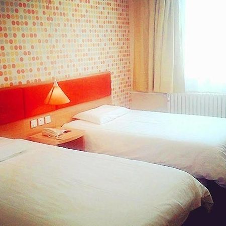 Home Inn Hongjialou Екстериор снимка