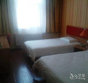 Home Inn Hongjialou Екстериор снимка